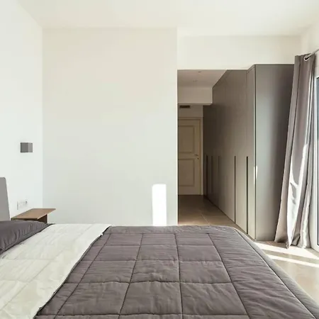 Villa With Private Heated Pool - Domus Enzo Golfo Aranci